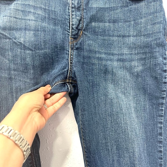 Levi's 525 perfect waist Women's Straight Leg Jeans in Deep Blue 16 - Picture 6 of 8